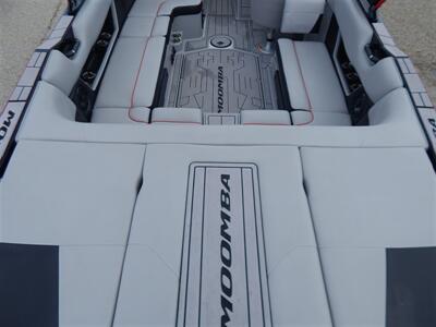 2023 Skiers Choice Moomba Max   - Photo 23 - Angola, IN 46703