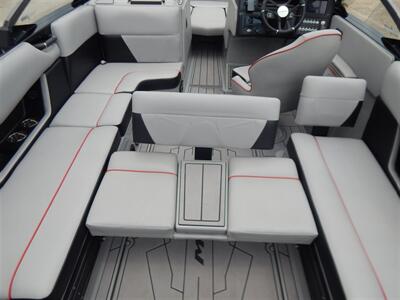 2023 Skiers Choice Moomba Max   - Photo 54 - Angola, IN 46703