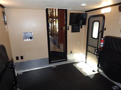 2015 Thor Outlaw 37LS  Toy Hauler - Photo 52 - Angola, IN 46703