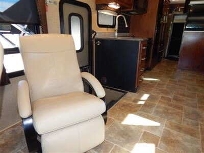 2015 Thor Outlaw 37LS  Toy Hauler - Photo 40 - Angola, IN 46703