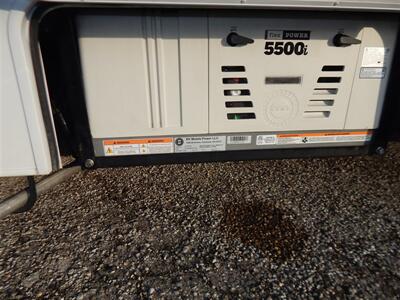 2022 Thor Chateau 31W  Bunkhouse - Photo 15 - Angola, IN 46703