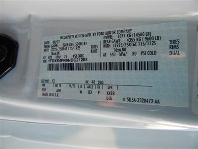 2022 Thor Chateau 31W  Bunkhouse - Photo 18 - Angola, IN 46703