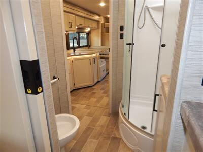 2022 Thor Chateau 31W  Bunkhouse - Photo 51 - Angola, IN 46703