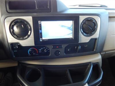 2022 Thor Chateau 31W  Bunkhouse - Photo 38 - Angola, IN 46703