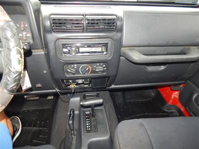 2004 Jeep Wrangler X 2dr   - Photo 33 - Angola, IN 46703