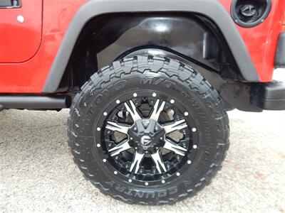 2004 Jeep Wrangler X 2dr   - Photo 12 - Angola, IN 46703