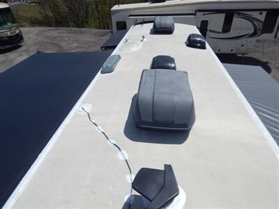 2017 Forest River FR3 30DS   - Photo 33 - Angola, IN 46703