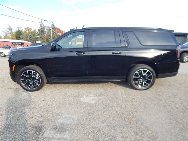 2026 Chevrolet Suburban RST  3.0 liter Duramax - Photo 1 - Angola, IN 46703