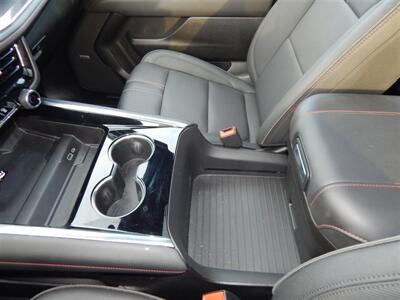 2026 Chevrolet Suburban RST  3.0 liter Duramax - Photo 37 - Angola, IN 46703