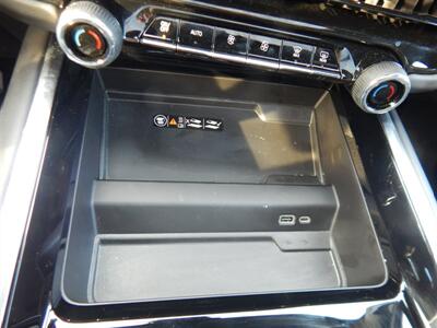 2026 Chevrolet Suburban RST  3.0 liter Duramax - Photo 32 - Angola, IN 46703