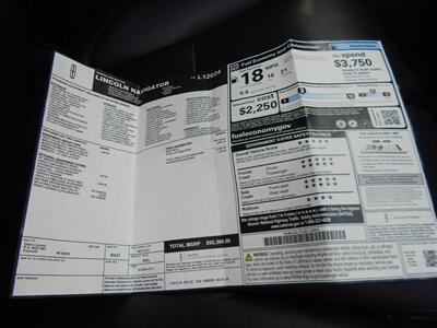 2020 Lincoln Navigator Reserve  4wd - Photo 25 - Angola, IN 46703