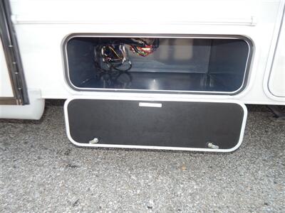 2022 Coachmen Cross Trail 26XG   - Photo 10 - Angola, IN 46703