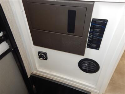 2022 Coachmen Cross Trail 26XG   - Photo 42 - Angola, IN 46703