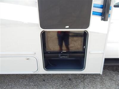 2022 Coachmen Cross Trail 26XG   - Photo 9 - Angola, IN 46703