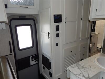 2022 Coachmen Cross Trail 26XG   - Photo 31 - Angola, IN 46703