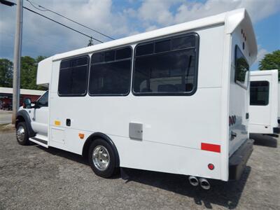 2012 FORD F-550 XL  20 passenger - Photo 2 - Angola, IN 46703