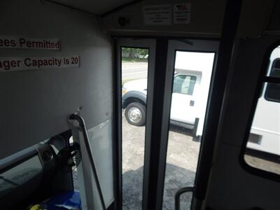 2012 FORD F-550 XL  20 passenger - Photo 27 - Angola, IN 46703