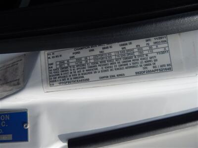 2012 FORD F-550 XL  20 passenger - Photo 17 - Angola, IN 46703