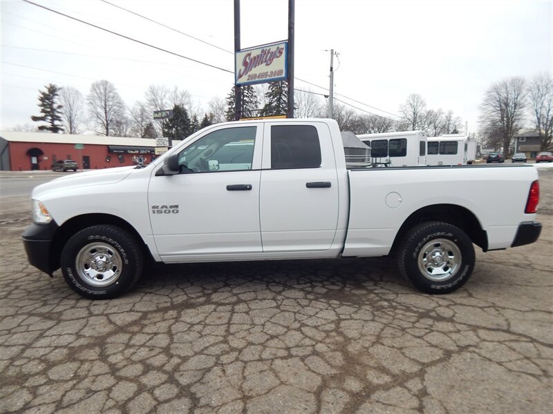 2017 RAM 1500 Tradesman  4wd - Photo 1 - Angola, IN 46703