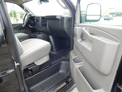 2022 Chevrolet Express LT 3500   - Photo 15 - Angola, IN 46703