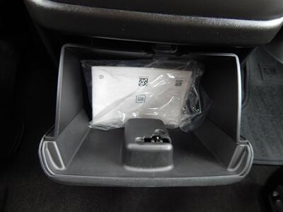 2022 Chevrolet Express LT 3500   - Photo 27 - Angola, IN 46703