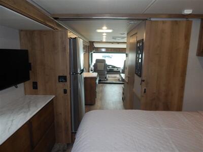 2019 Fleetwood Flair 29m   - Photo 47 - Angola, IN 46703