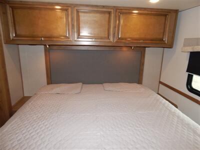 2019 Fleetwood Flair 29m   - Photo 42 - Angola, IN 46703