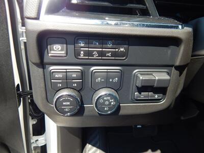 2025 Chevrolet Suburban RST  4wd - Photo 31 - Angola, IN 46703