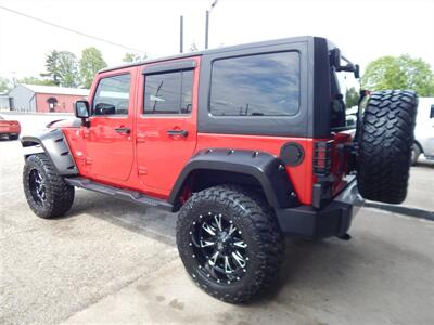2014 Jeep Wrangler Unlimited Sahara  4wd - Photo 2 - Angola, IN 46703