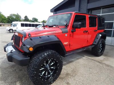 2014 Jeep Wrangler Unlimited Sahara  4wd - Photo 3 - Angola, IN 46703