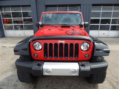 2014 Jeep Wrangler Unlimited Sahara  4wd - Photo 4 - Angola, IN 46703