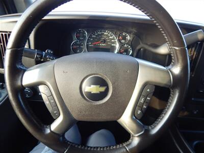 2019 Chevrolet Express LS 3500  15 Passenger - Photo 22 - Angola, IN 46703