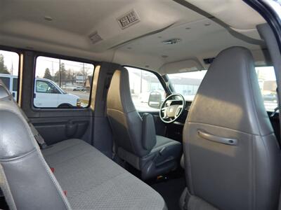 2019 Chevrolet Express LS 3500  15 Passenger - Photo 13 - Angola, IN 46703