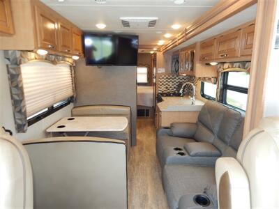 2017 Thor Hurricane 29M   - Photo 32 - Angola, IN 46703