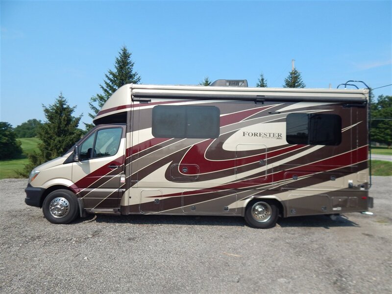2019 Forest River Forester MBS  2401W - Photo 1 - Angola, IN 46703