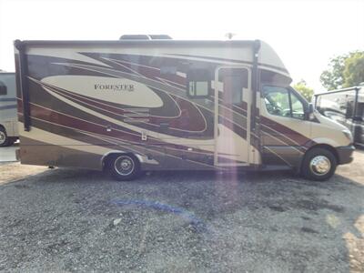 2019 Forest River Forester MBS  2401W - Photo 6 - Angola, IN 46703
