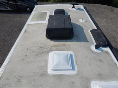 2019 Forest River Forester MBS  2401W - Photo 10 - Angola, IN 46703