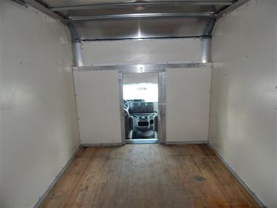 2014 Ford E-Series Van E-350 SD  Box Truck - Photo 21 - Angola, IN 46703