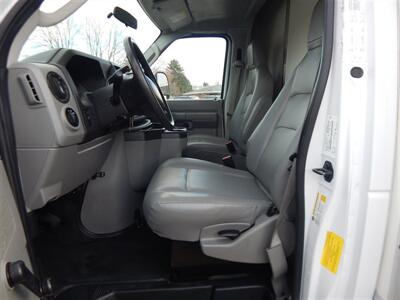 2014 Ford E-Series Van E-350 SD  Box Truck - Photo 14 - Angola, IN 46703