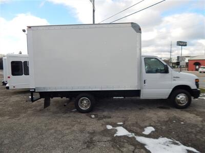 2014 Ford E-Series Van E-350 SD  Box Truck - Photo 6 - Angola, IN 46703