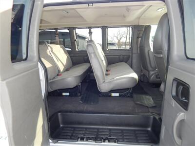 2019 Chevrolet Express LS 3500  15 Passenger - Photo 11 - Angola, IN 46703