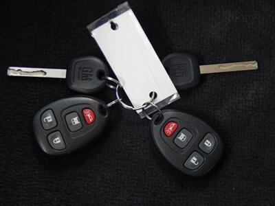 2019 Chevrolet Express LS 3500  15 Passenger - Photo 25 - Angola, IN 46703