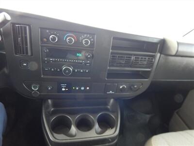2019 Chevrolet Express LS 3500  15 Passenger - Photo 21 - Angola, IN 46703