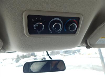 2019 Chevrolet Express LS 3500  15 Passenger - Photo 22 - Angola, IN 46703