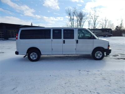 2019 Chevrolet Express LS 3500  15 Passenger - Photo 6 - Angola, IN 46703