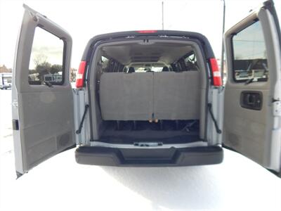 2019 Chevrolet Express LS 3500  15 Passenger - Photo 9 - Angola, IN 46703