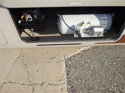 2017 Coachmen Pursuit 31SB   - Photo 19 - Angola, IN 46703