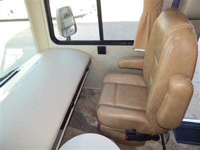 2017 Coachmen Pursuit 31SB   - Photo 27 - Angola, IN 46703