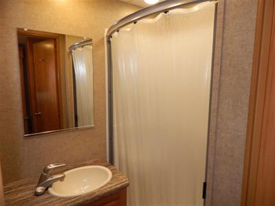 2017 Coachmen Pursuit 31SB   - Photo 39 - Angola, IN 46703
