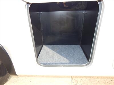 2017 Coachmen Pursuit 31SB   - Photo 18 - Angola, IN 46703